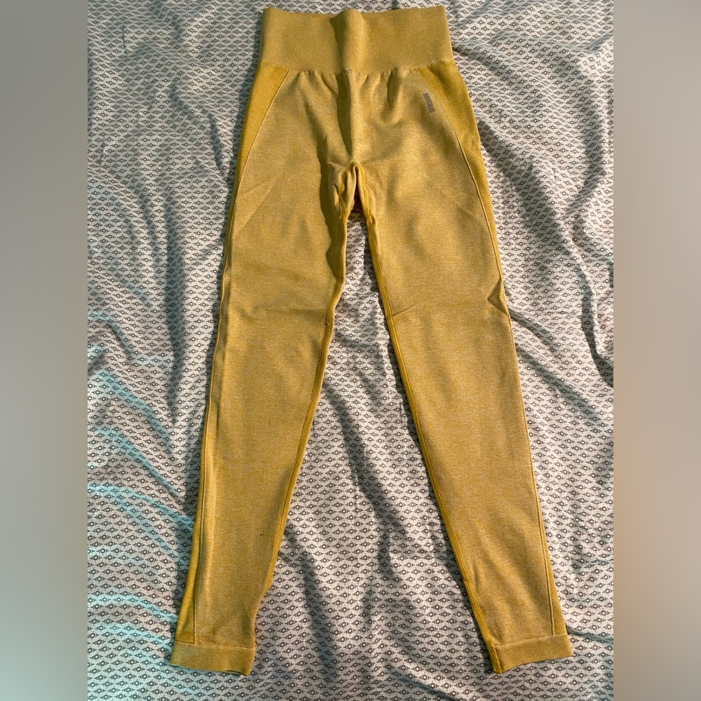Yellow Gymshark leggings